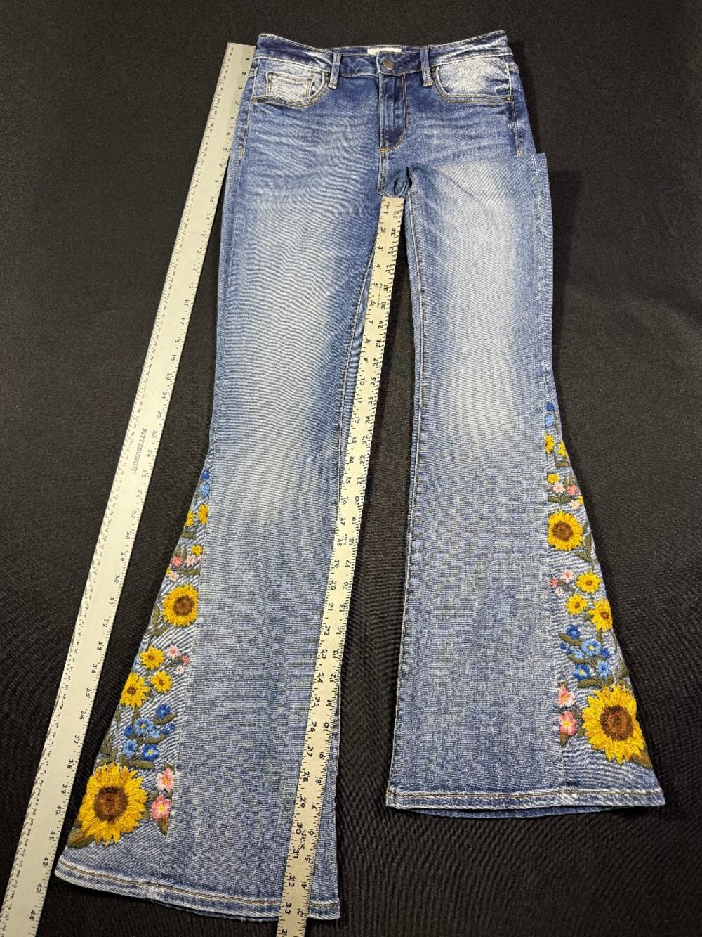 NWOT Rare Free People x Driftwood Farrah Embroidered Flare Jeans Sz 26 - Picture 8 of 16